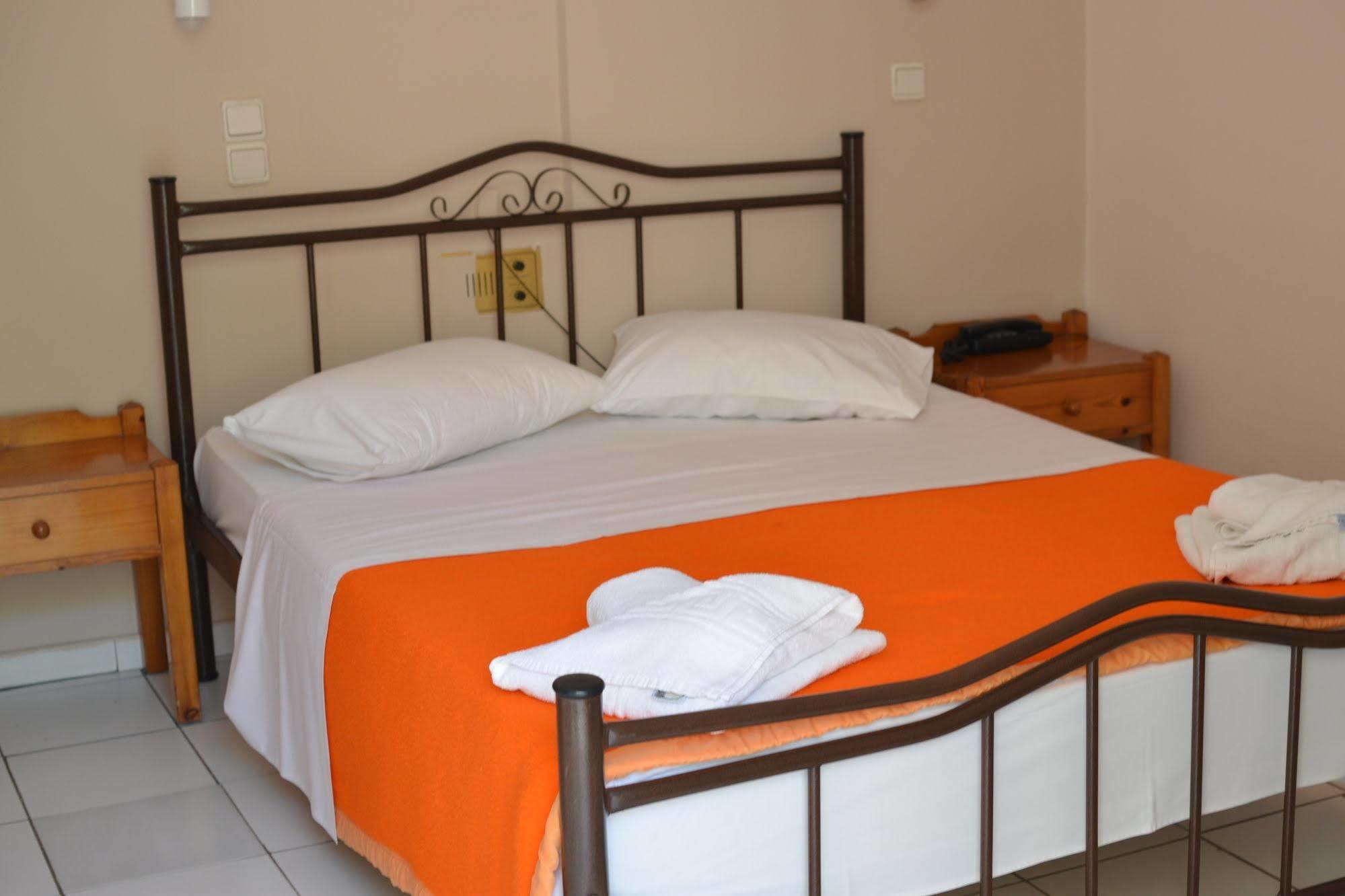 Irene Hotel Hanya Dış mekan fotoğraf