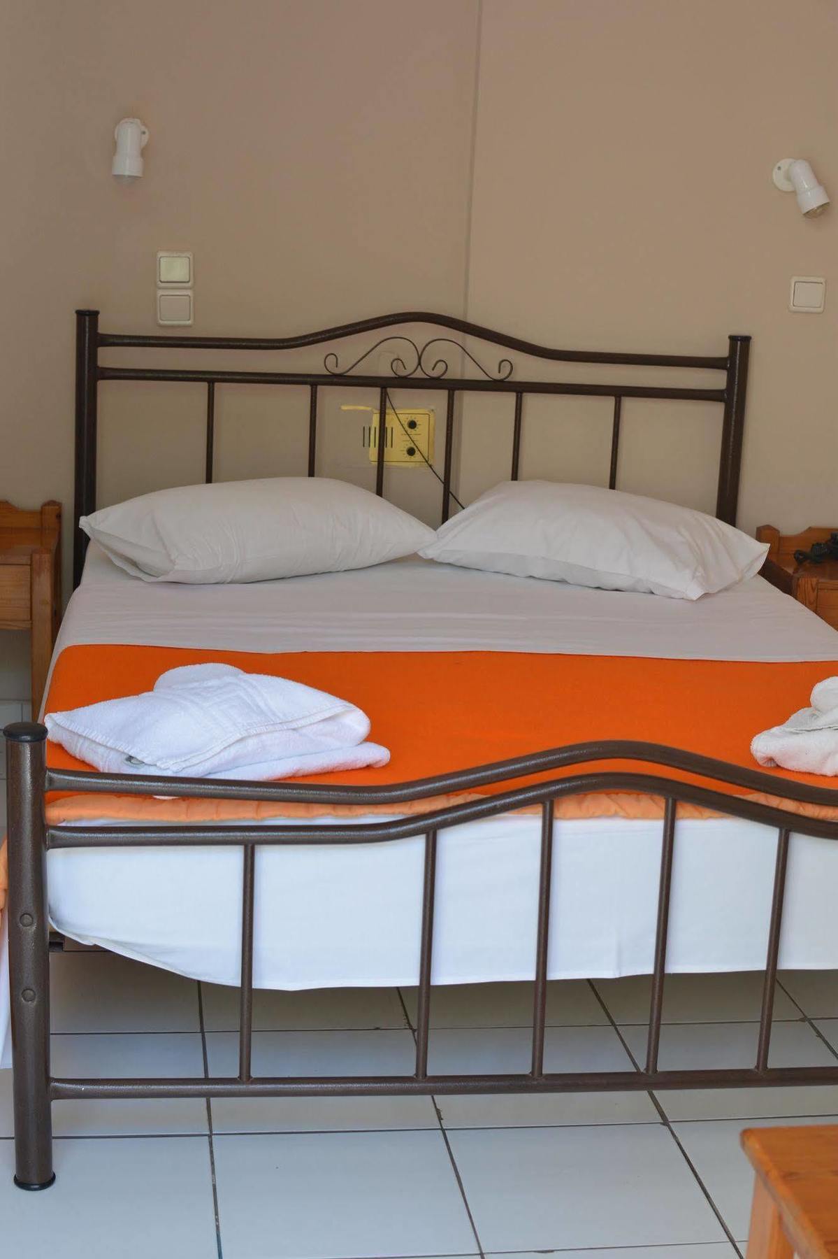 Irene Hotel Hanya Dış mekan fotoğraf